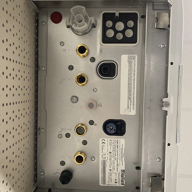 Газовий конденсаційний котел Vaillant ecoTEC pure VUW 286/7-2 26 кВт Газовий конденсаційний котел Vaillant ecoTEC pure VUW 286/7-2 26 кВт