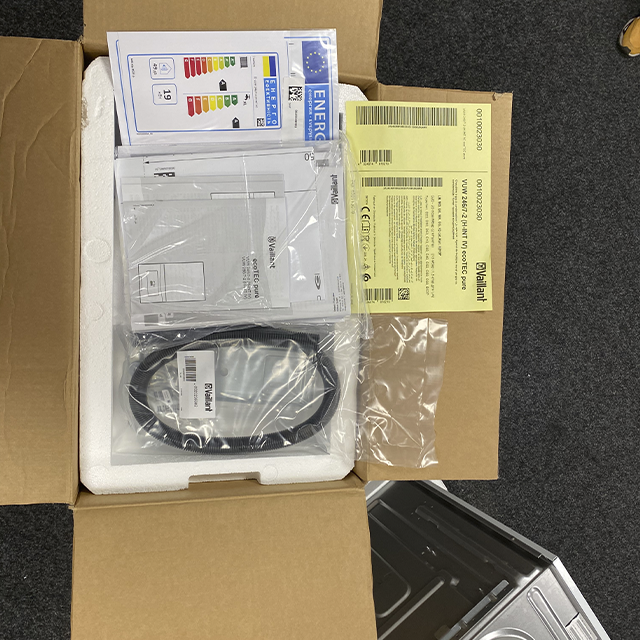 Газовий конденсаційний котел Vaillant ecoTEC pure VUW 286/7-2 26 кВт Газовий конденсаційний котел Vaillant ecoTEC pure VUW 286/7-2 26 кВт